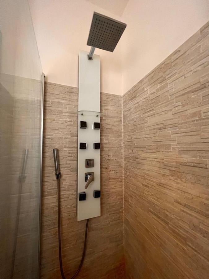 רומא Via Del Corso Charme Apartment מראה חיצוני תמונה