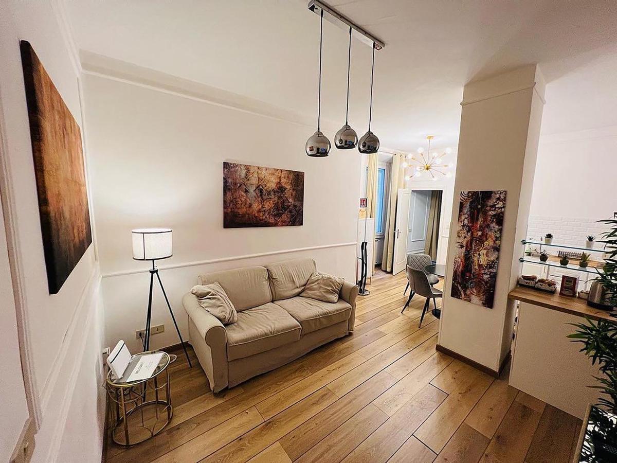 רומא Via Del Corso Charme Apartment מראה חיצוני תמונה