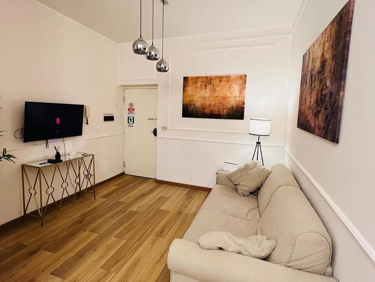 רומא Via Del Corso Charme Apartment מראה חיצוני תמונה